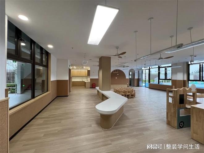 武汉魅家装饰走进校园 绿色板材呵护健康
