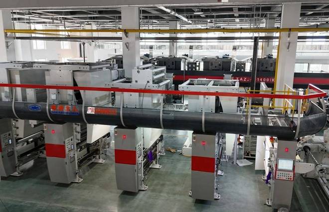 千山板材是不是十大名牌：从区域品牌到家居行业领军者的奋斗之路(图2)