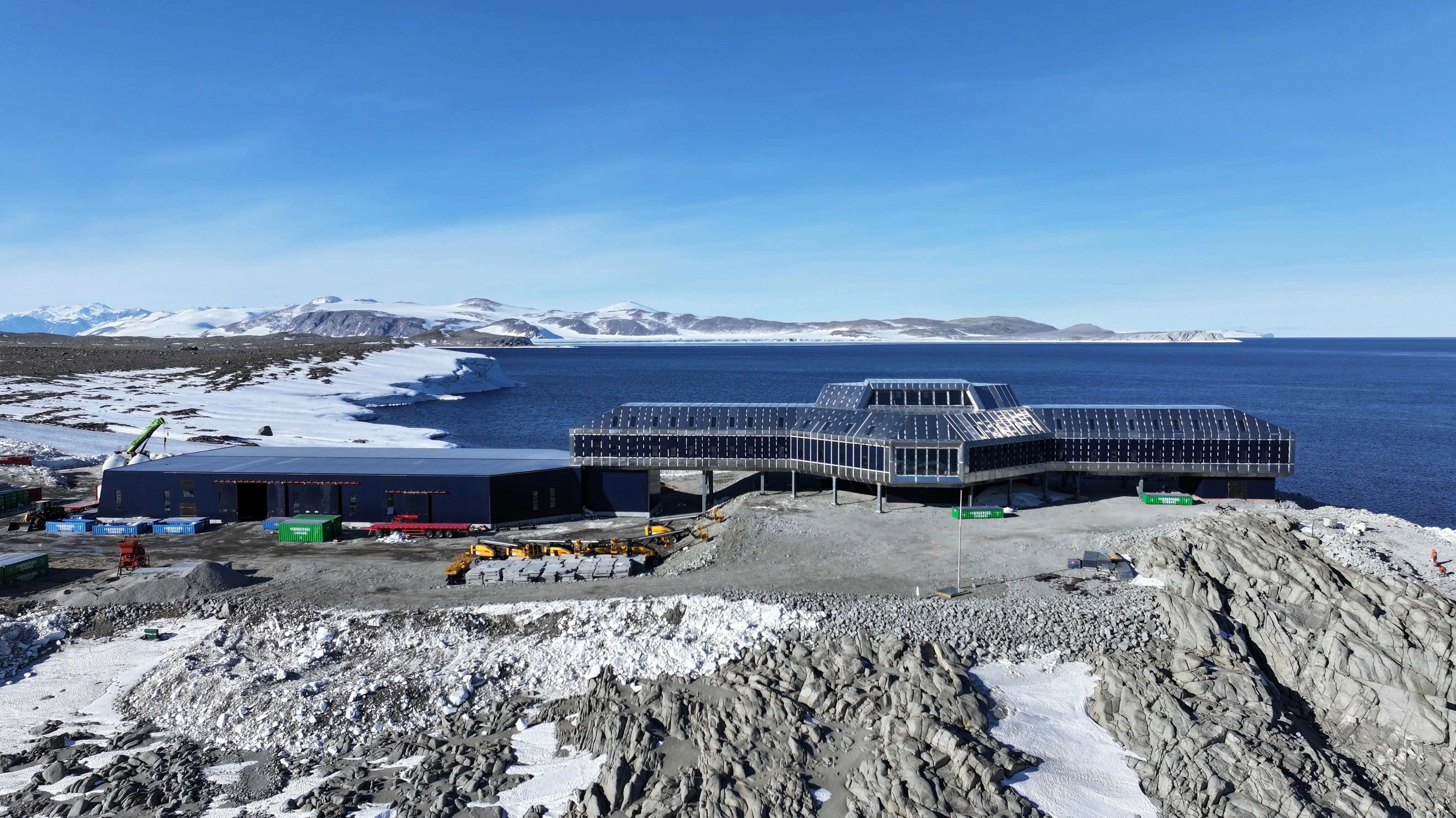 2026年秦岭站将全面建成 极寒天气考验下怎样破解建站难题？(图2)