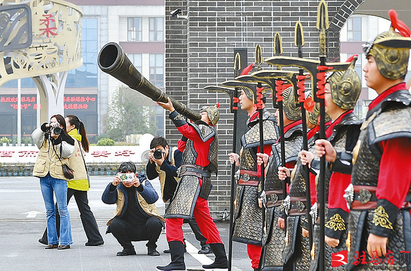 采撷发展瞬间 见证时代新貌(图3)