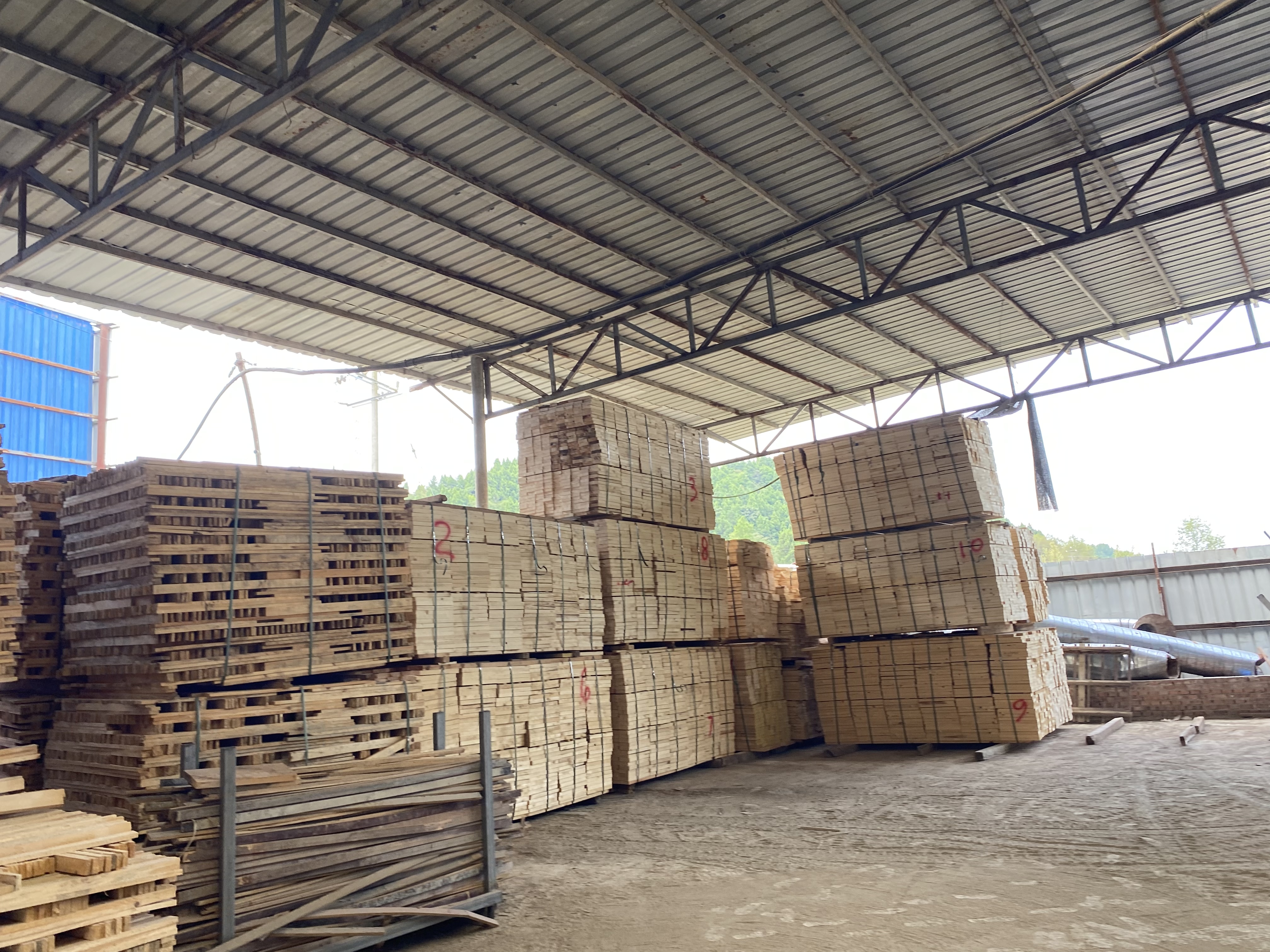 2026年四川云杉实木板材优质厂商深度解析与推荐(图3)