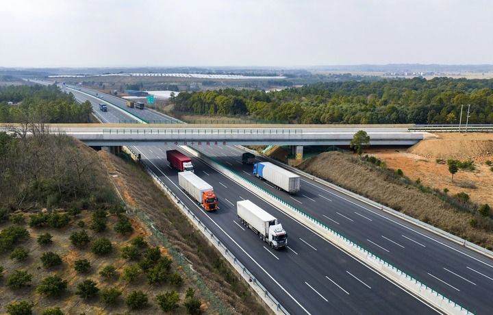 总书记在全国两会上的重要部署引领中国式现代化谱新篇(图7)