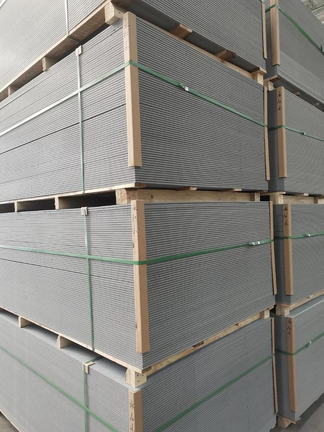 水泥压力板是一种环保且不易燃的建筑板材。(图3)